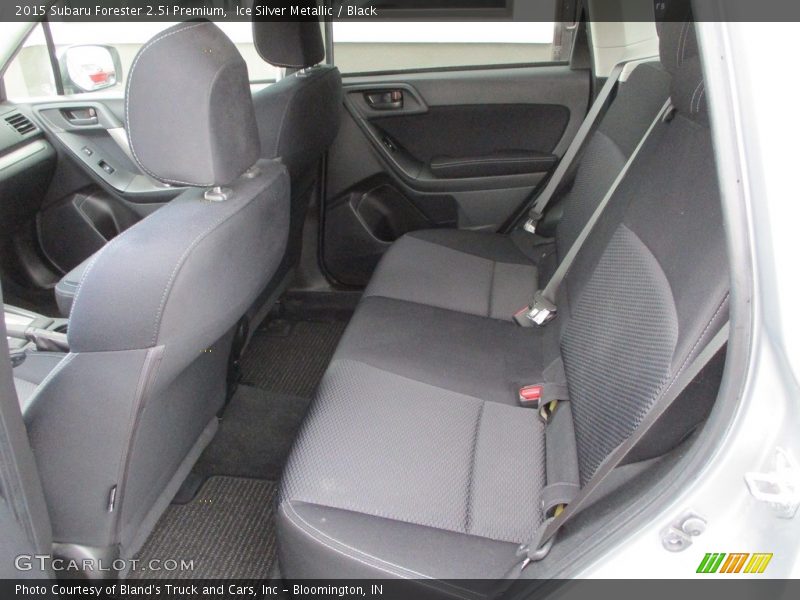 Ice Silver Metallic / Black 2015 Subaru Forester 2.5i Premium