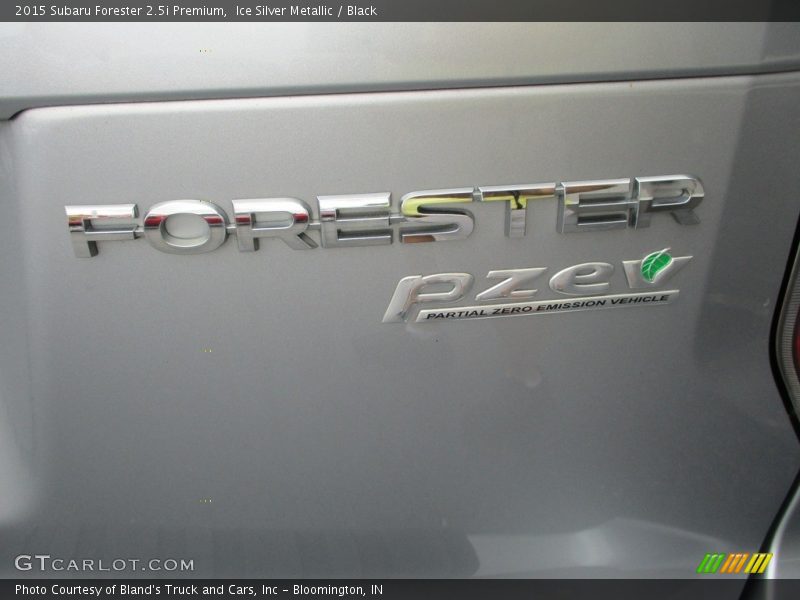 Ice Silver Metallic / Black 2015 Subaru Forester 2.5i Premium