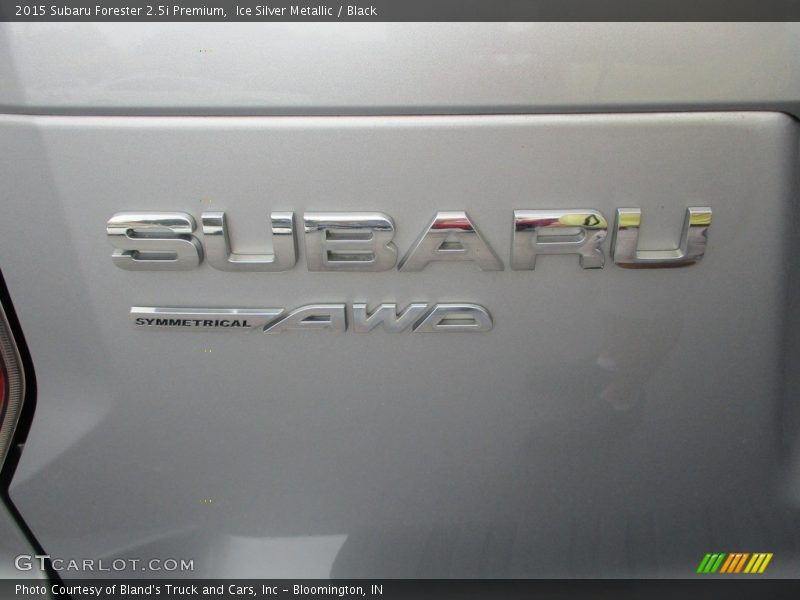 Ice Silver Metallic / Black 2015 Subaru Forester 2.5i Premium