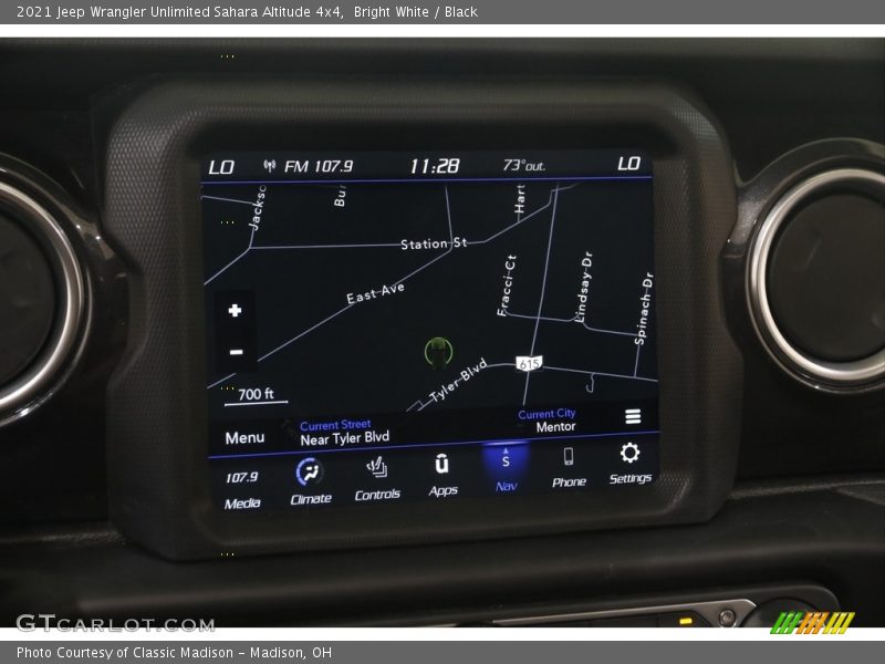 Bright White / Black 2021 Jeep Wrangler Unlimited Sahara Altitude 4x4