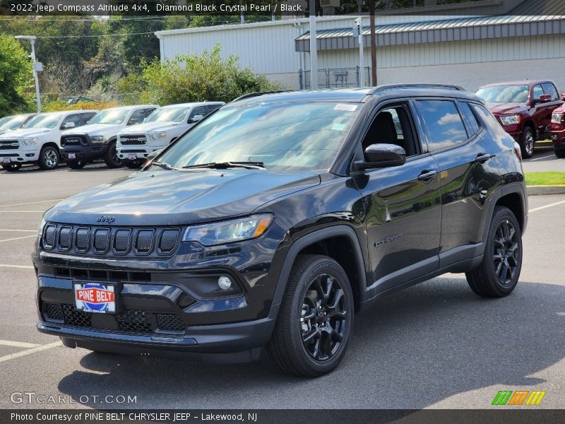 Front 3/4 View of 2022 Compass Altitude 4x4