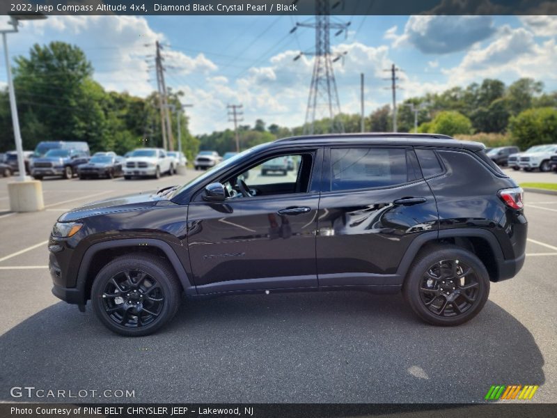  2022 Compass Altitude 4x4 Diamond Black Crystal Pearl