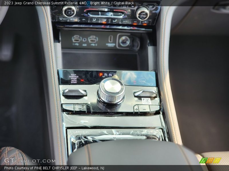  2023 Grand Cherokee Summit Reserve 4WD 8 Speed Automatic Shifter