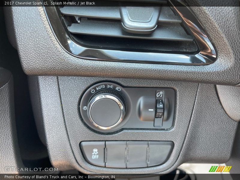 Splash Metallic / Jet Black 2017 Chevrolet Spark LS