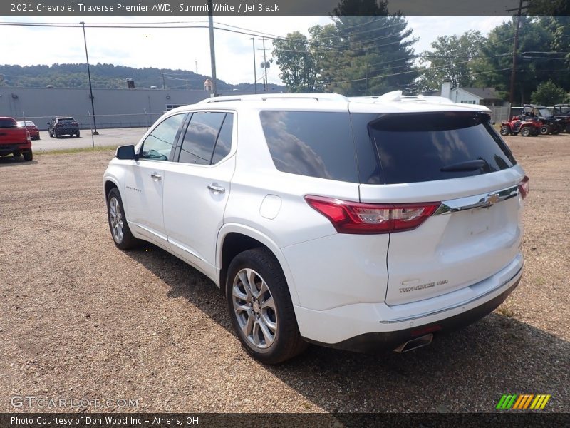 Summit White / Jet Black 2021 Chevrolet Traverse Premier AWD