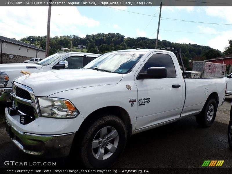 Bright White / Black/Diesel Gray 2019 Ram 1500 Classic Tradesman Regular Cab 4x4