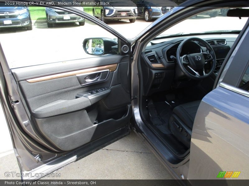 Modern Steel Metallic / Black 2019 Honda CR-V EX AWD