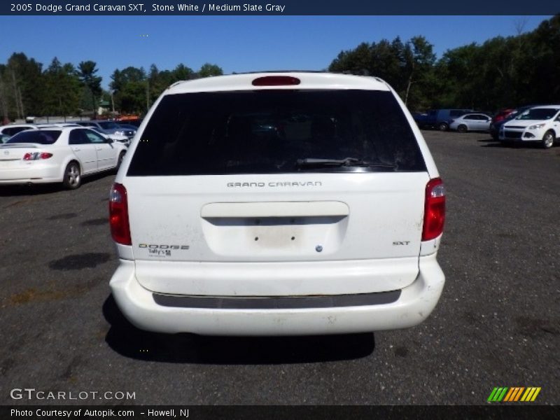 Stone White / Medium Slate Gray 2005 Dodge Grand Caravan SXT