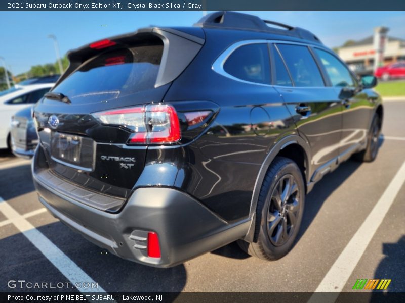 Crystal Black Silica / Gray 2021 Subaru Outback Onyx Edition XT