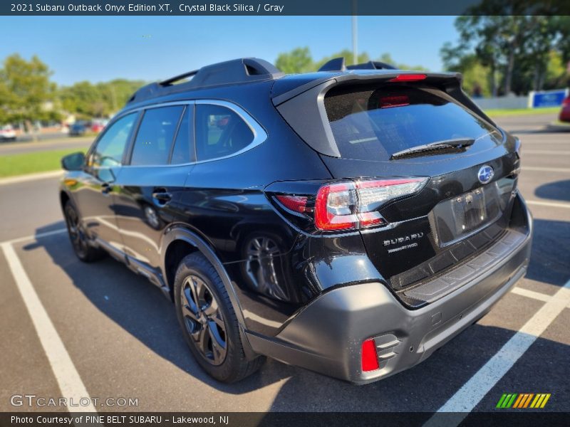 Crystal Black Silica / Gray 2021 Subaru Outback Onyx Edition XT