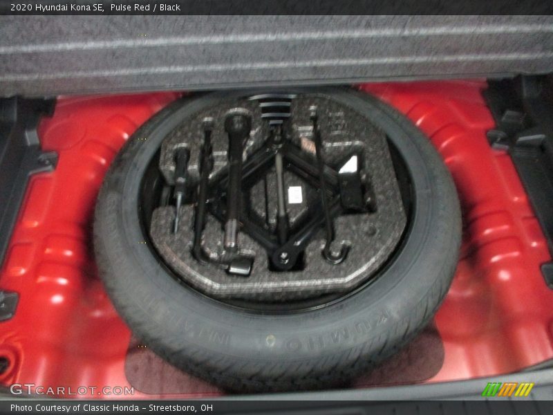 Pulse Red / Black 2020 Hyundai Kona SE