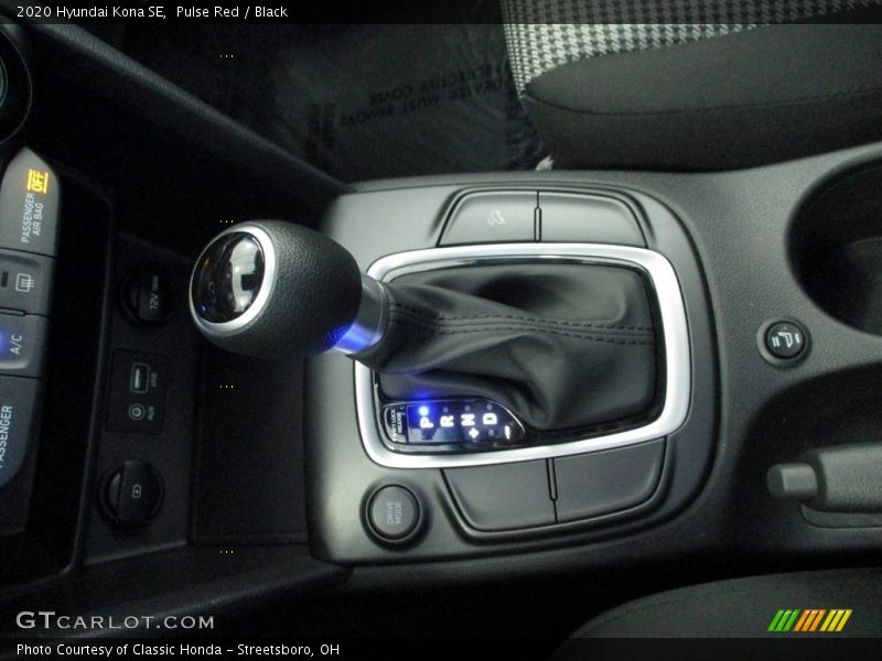 Pulse Red / Black 2020 Hyundai Kona SE