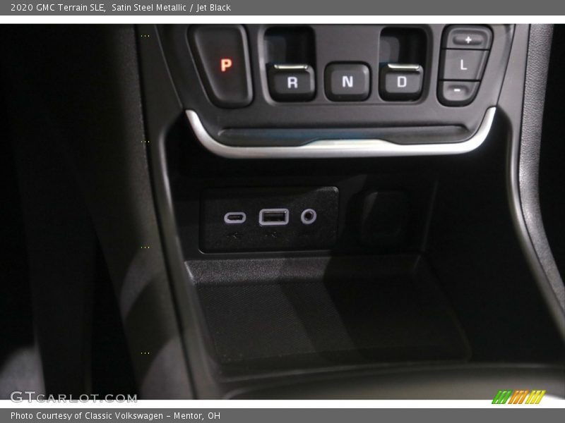 Satin Steel Metallic / Jet Black 2020 GMC Terrain SLE