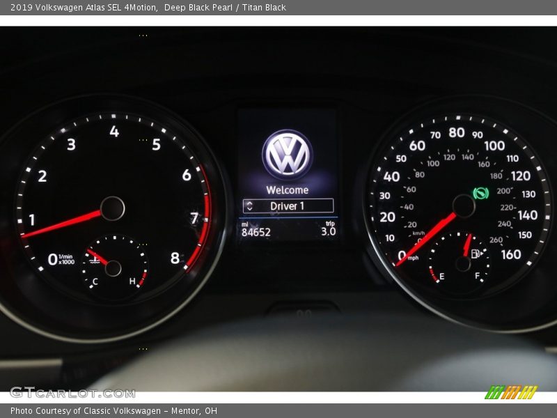 Deep Black Pearl / Titan Black 2019 Volkswagen Atlas SEL 4Motion