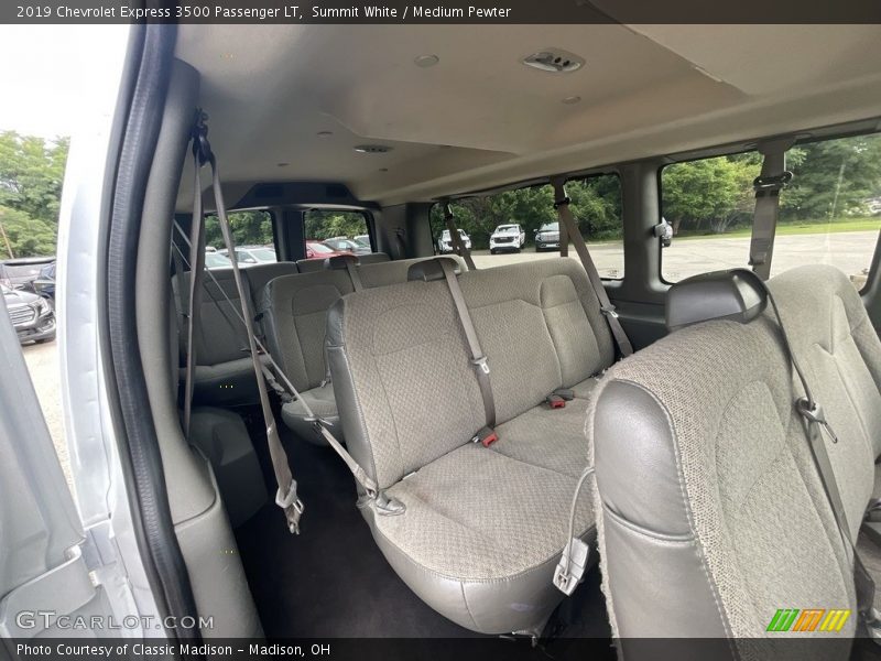 Summit White / Medium Pewter 2019 Chevrolet Express 3500 Passenger LT