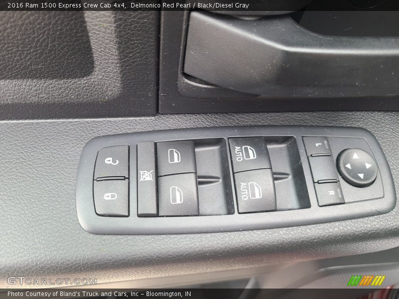 Delmonico Red Pearl / Black/Diesel Gray 2016 Ram 1500 Express Crew Cab 4x4