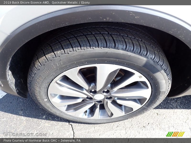 Quicksilver Metallic / Ebony 2019 Buick Encore Essence AWD