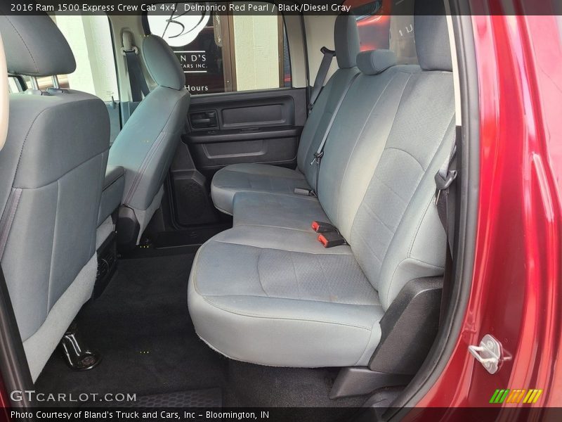 Delmonico Red Pearl / Black/Diesel Gray 2016 Ram 1500 Express Crew Cab 4x4