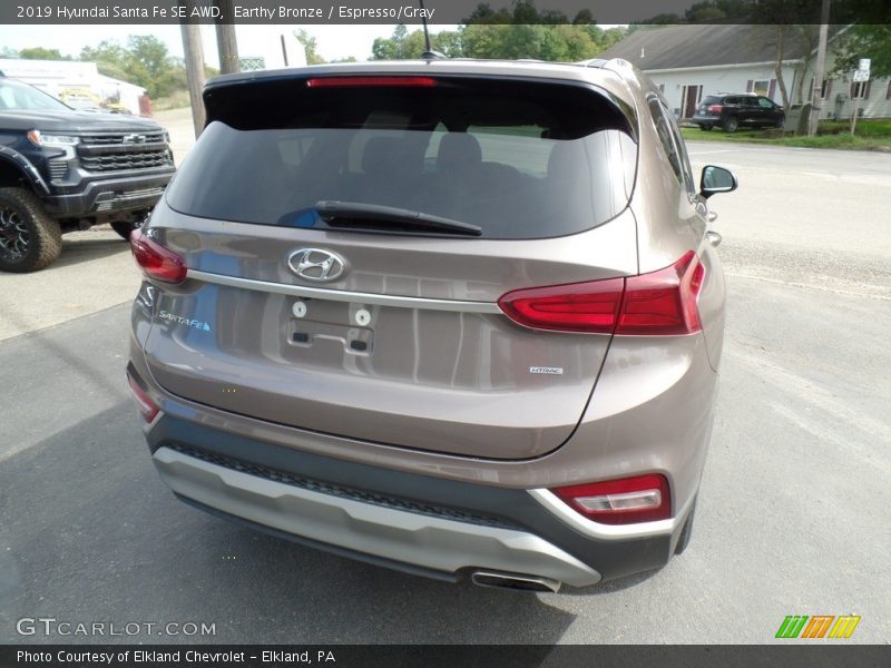 Earthy Bronze / Espresso/Gray 2019 Hyundai Santa Fe SE AWD