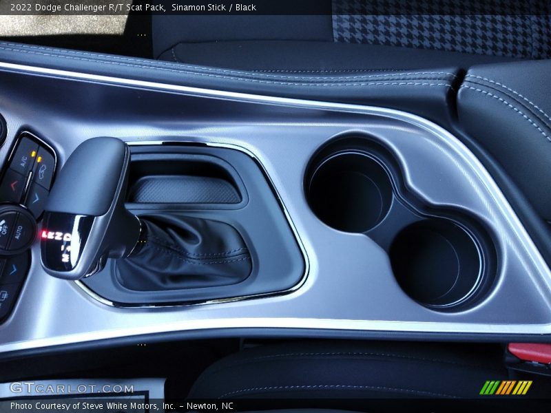Sinamon Stick / Black 2022 Dodge Challenger R/T Scat Pack