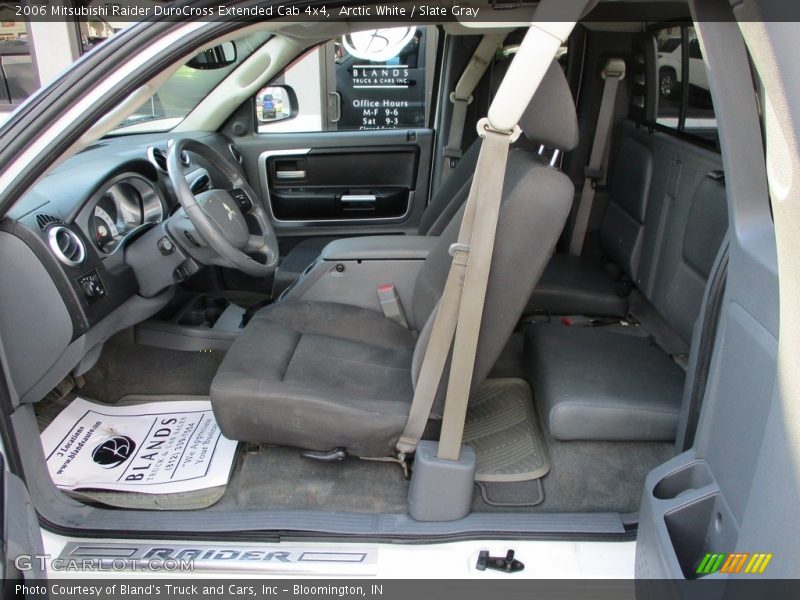Arctic White / Slate Gray 2006 Mitsubishi Raider DuroCross Extended Cab 4x4