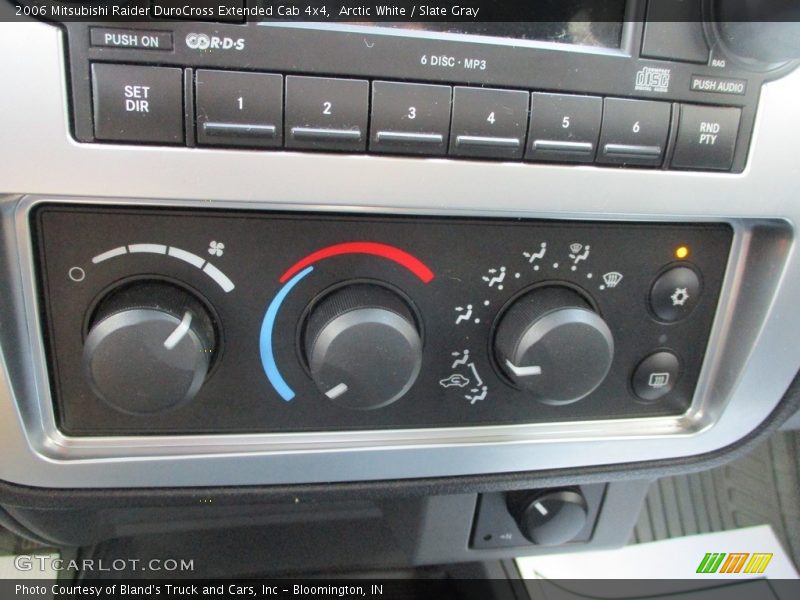 Controls of 2006 Raider DuroCross Extended Cab 4x4