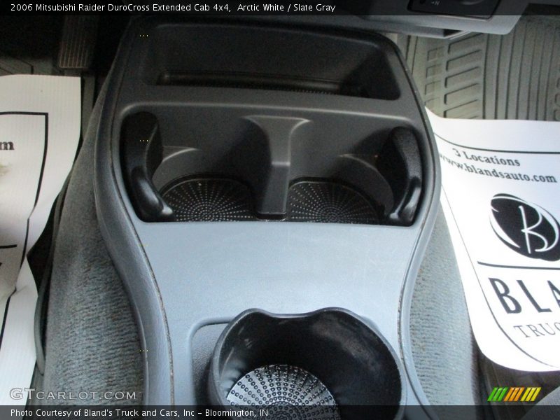 Arctic White / Slate Gray 2006 Mitsubishi Raider DuroCross Extended Cab 4x4