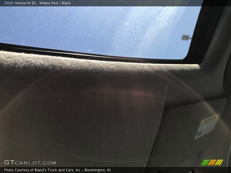 Milano Red / Black 2015 Honda Fit EX