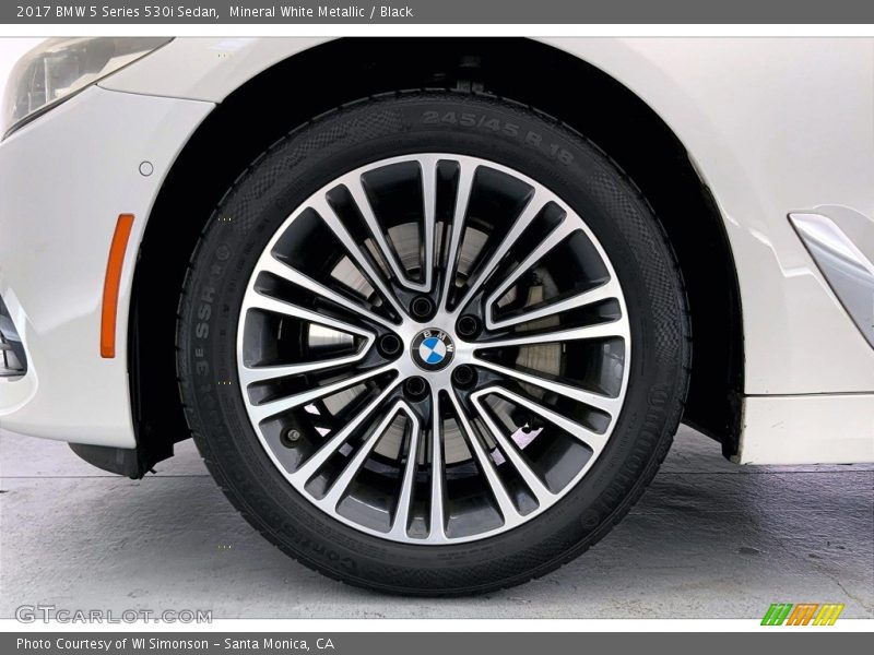 Mineral White Metallic / Black 2017 BMW 5 Series 530i Sedan
