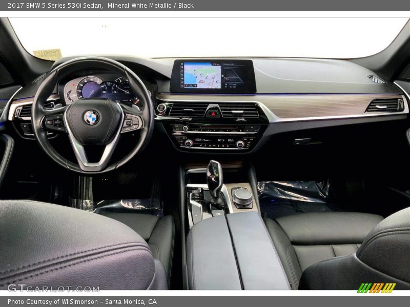 Mineral White Metallic / Black 2017 BMW 5 Series 530i Sedan