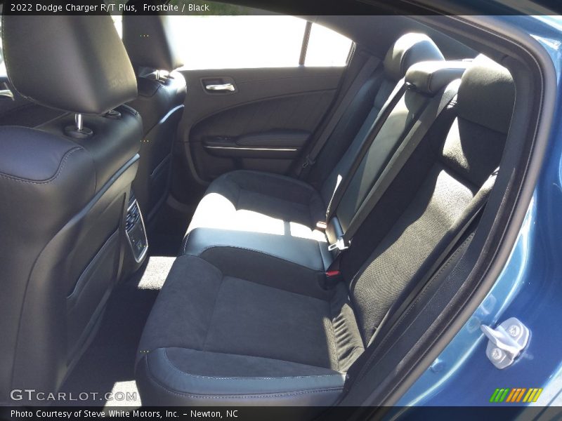 Frostbite / Black 2022 Dodge Charger R/T Plus