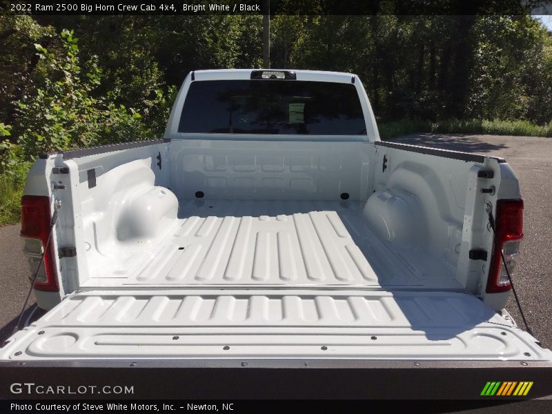 Bright White / Black 2022 Ram 2500 Big Horn Crew Cab 4x4