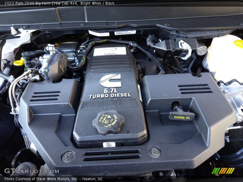 Bright White / Black 2022 Ram 2500 Big Horn Crew Cab 4x4