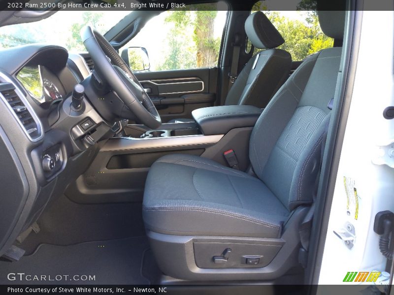 Bright White / Black 2022 Ram 2500 Big Horn Crew Cab 4x4
