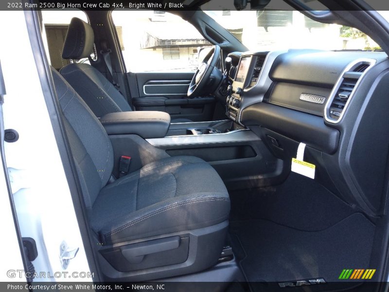 Bright White / Black 2022 Ram 2500 Big Horn Crew Cab 4x4