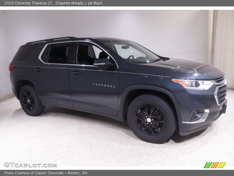 Graphite Metallic / Jet Black 2020 Chevrolet Traverse LT