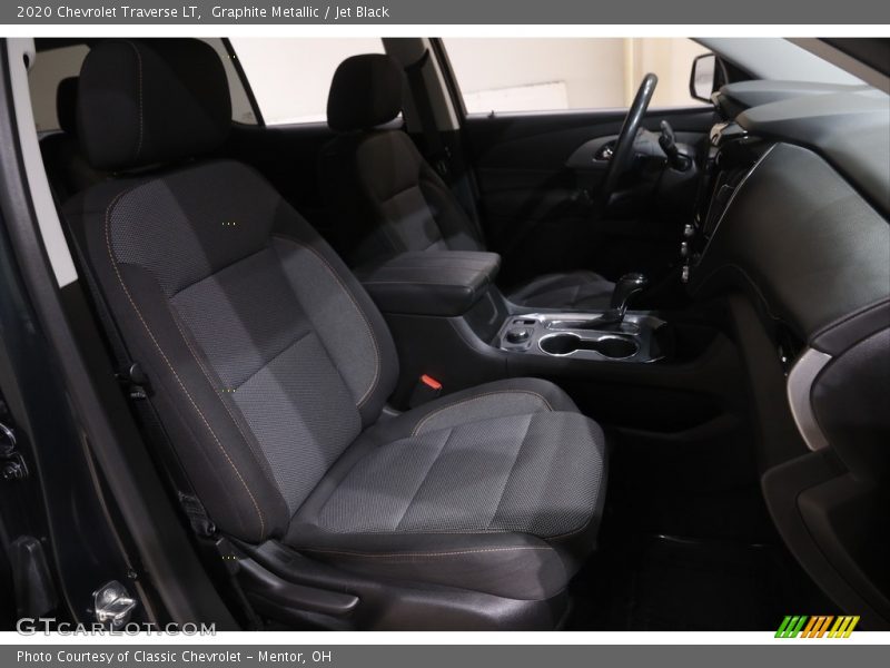 Graphite Metallic / Jet Black 2020 Chevrolet Traverse LT
