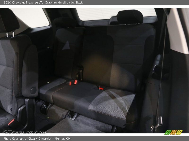 Graphite Metallic / Jet Black 2020 Chevrolet Traverse LT