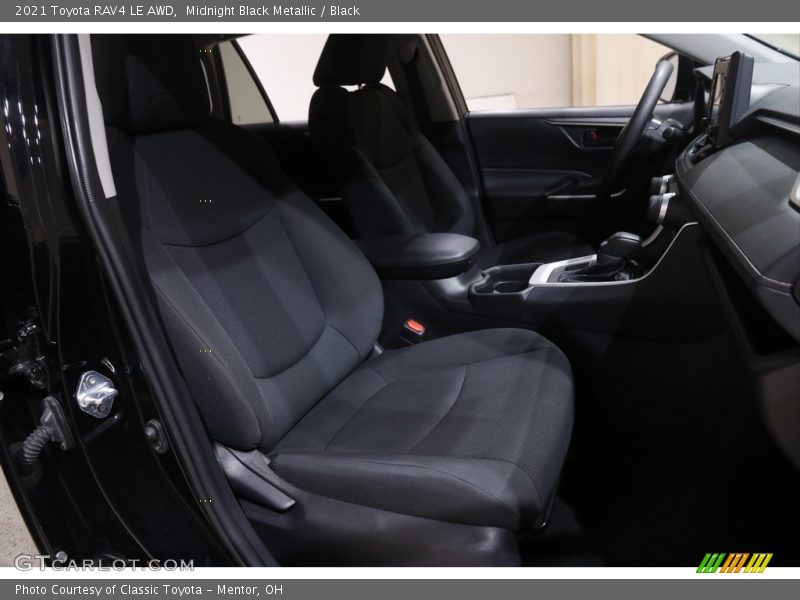 Midnight Black Metallic / Black 2021 Toyota RAV4 LE AWD