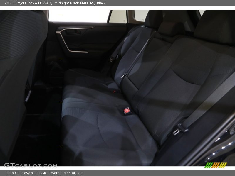 Midnight Black Metallic / Black 2021 Toyota RAV4 LE AWD