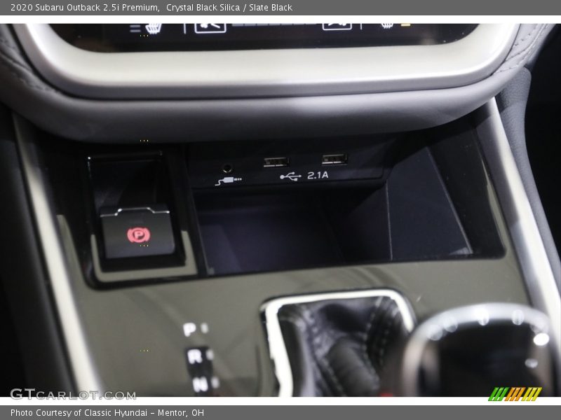 Crystal Black Silica / Slate Black 2020 Subaru Outback 2.5i Premium