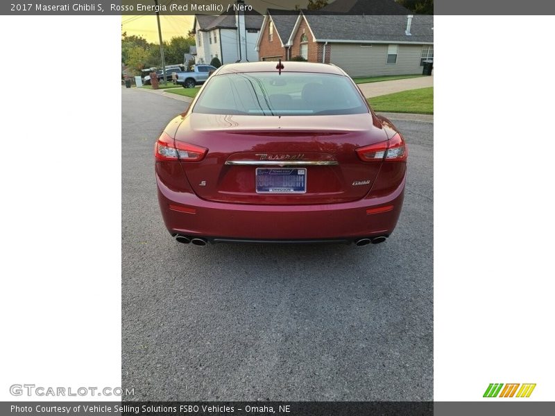 Rosso Energia (Red Metallic) / Nero 2017 Maserati Ghibli S