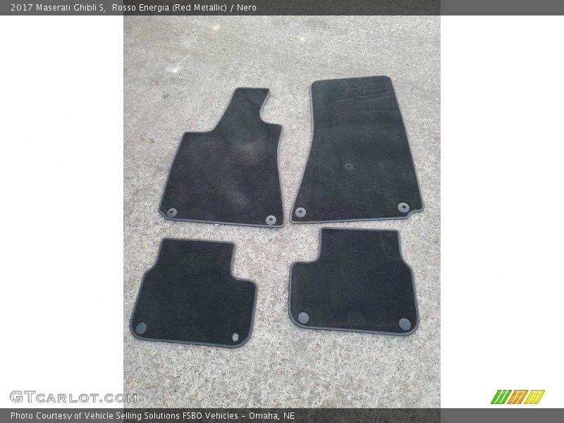 Rosso Energia (Red Metallic) / Nero 2017 Maserati Ghibli S