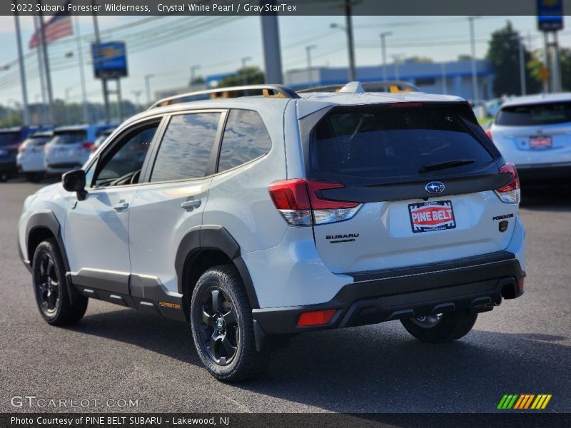 Crystal White Pearl / Gray StarTex 2022 Subaru Forester Wilderness