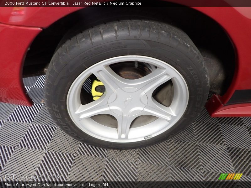 Laser Red Metallic / Medium Graphite 2000 Ford Mustang GT Convertible