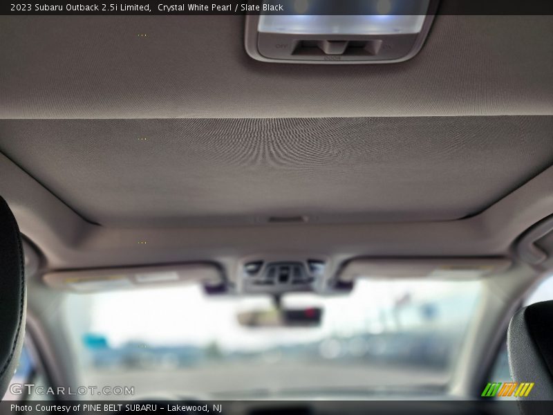 Crystal White Pearl / Slate Black 2023 Subaru Outback 2.5i Limited