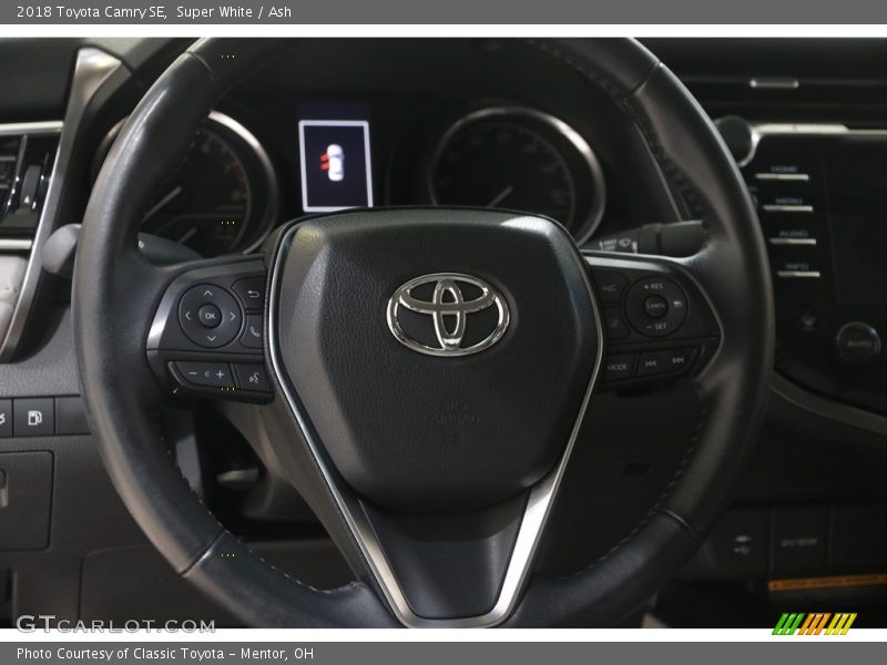 Super White / Ash 2018 Toyota Camry SE