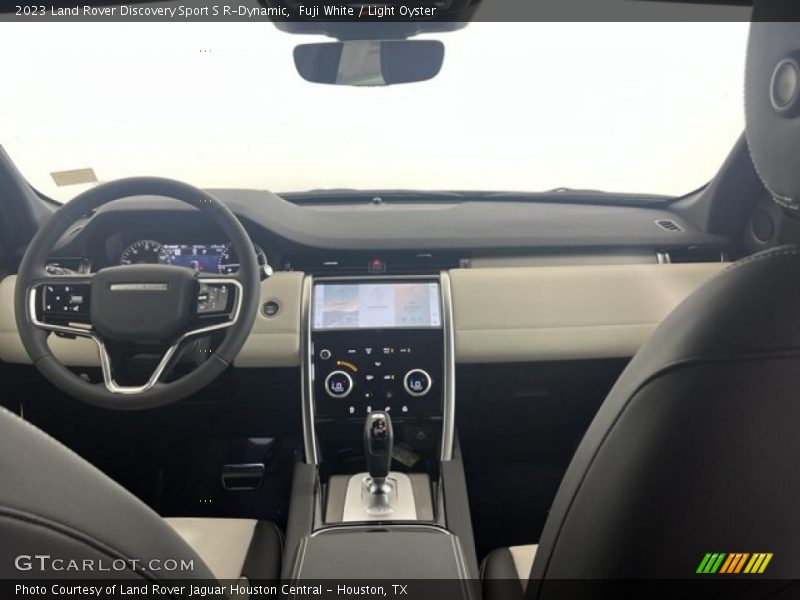 Fuji White / Light Oyster 2023 Land Rover Discovery Sport S R-Dynamic