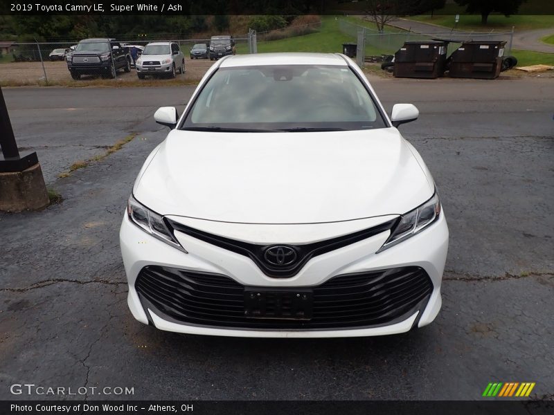 Super White / Ash 2019 Toyota Camry LE