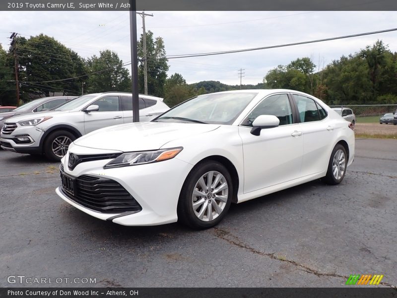 Super White / Ash 2019 Toyota Camry LE